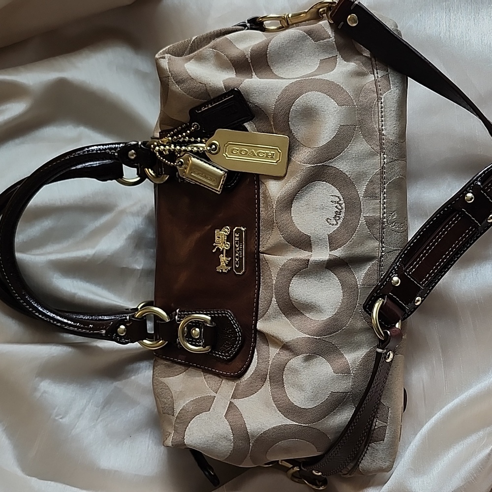 Coach Vintage "Op Art" Signature Madison Sabrina Satchel W/ Dust Bag, $110 - Picture 8 of 16
